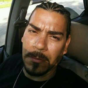 Meet your Posher, Dominic